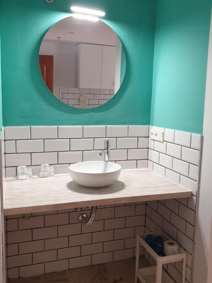 Apartamentos Dona Lola Seville Luaran gambar