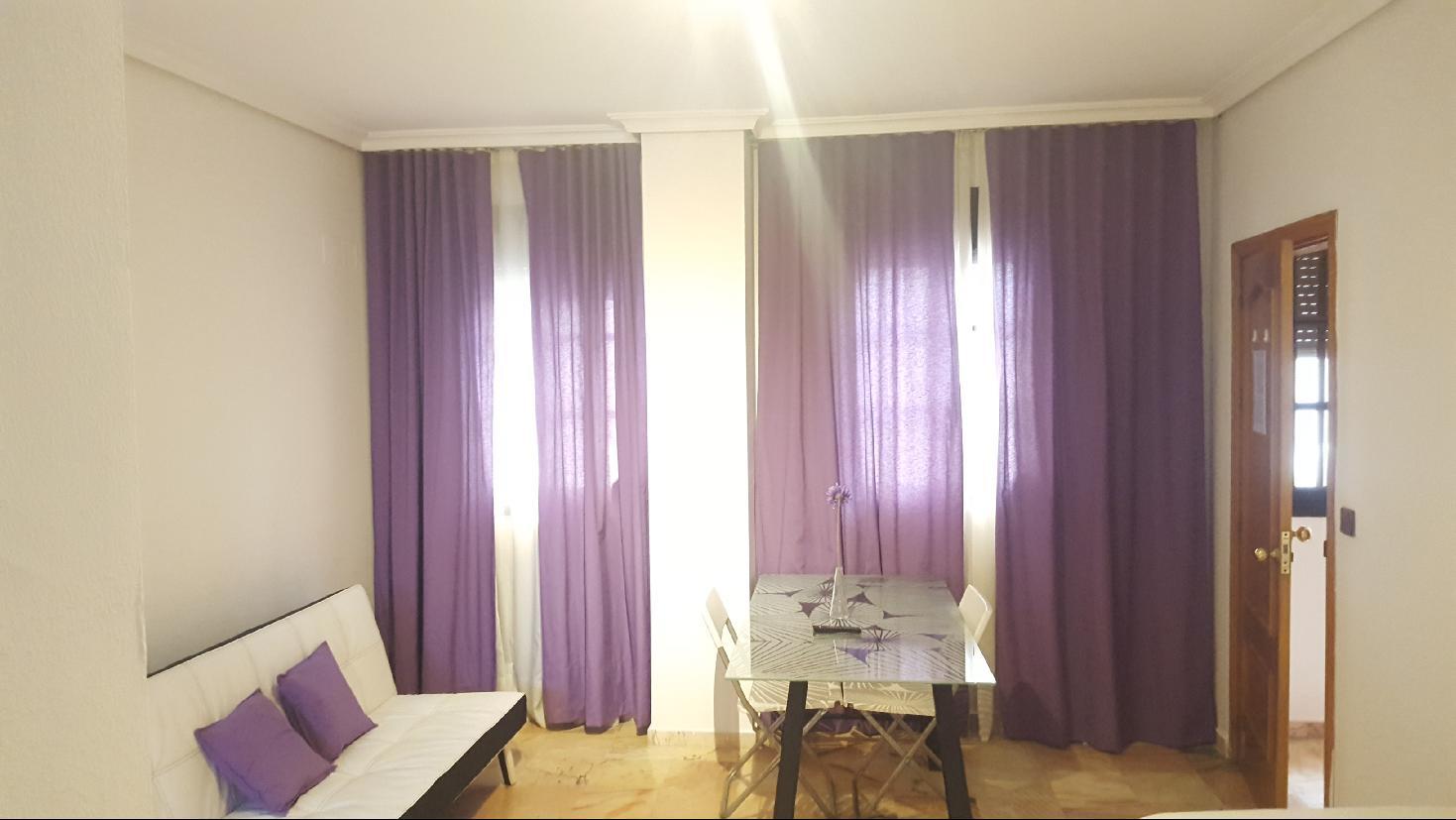 Apartamentos Dona Lola Seville Luaran gambar