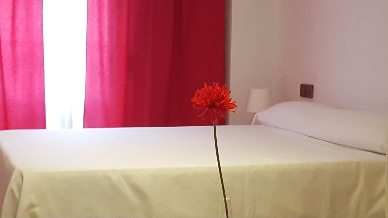 Apartamentos Dona Lola Seville Luaran gambar