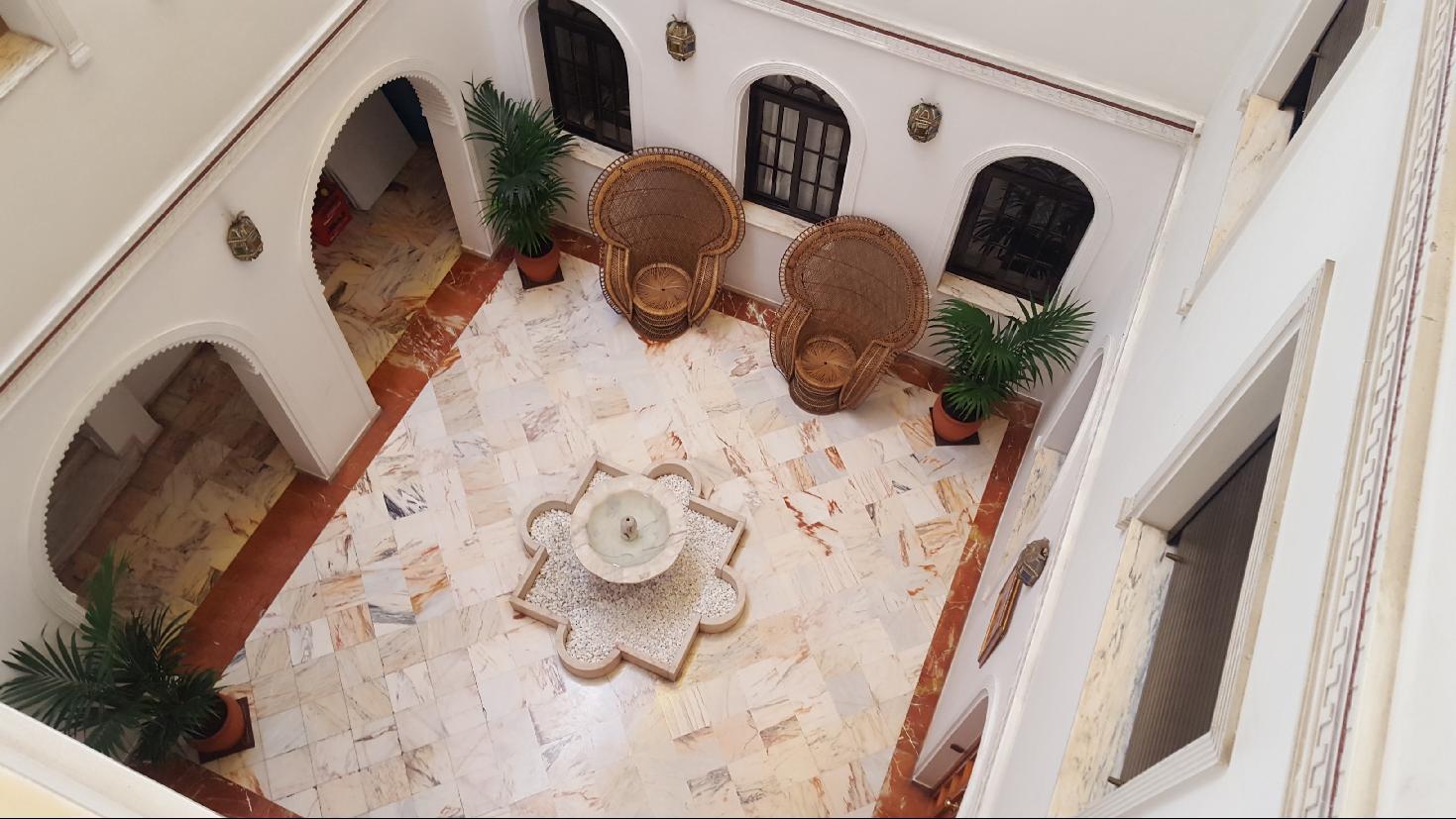 Apartamentos Dona Lola Seville Luaran gambar